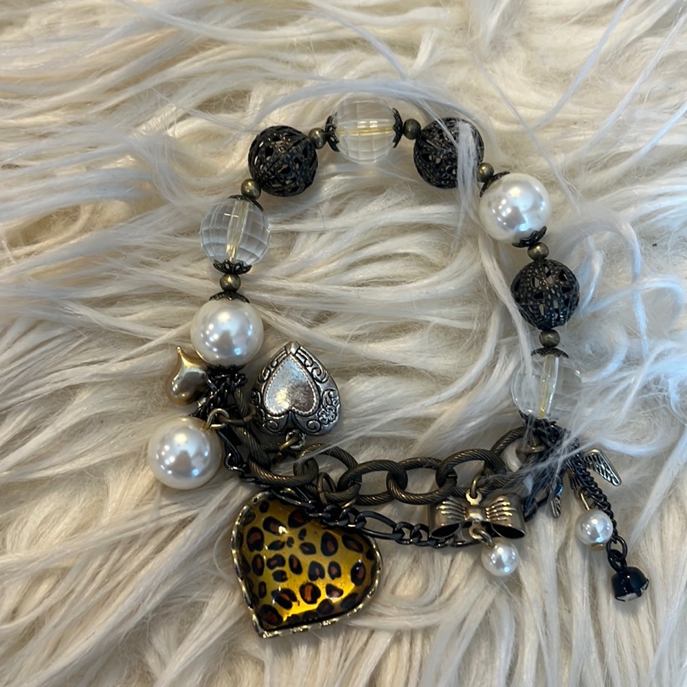 Betsy Johnson Expandable Beaded Heart Bracelet